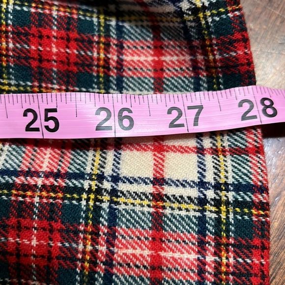 Vintage Pendleton Red Green Plaid Virgin Wool Skirt Sz 12 Waist 26” - Picture 12 of 12